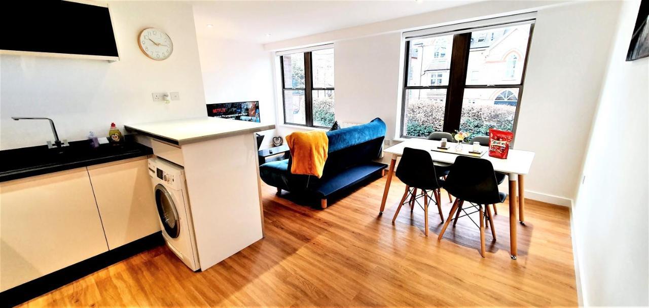 Cliftonville Heights - 2 Bed Home Away From Home 노샘프턴 외부 사진