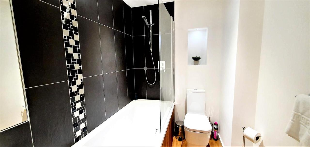 Cliftonville Heights - 2 Bed Home Away From Home 노샘프턴 외부 사진